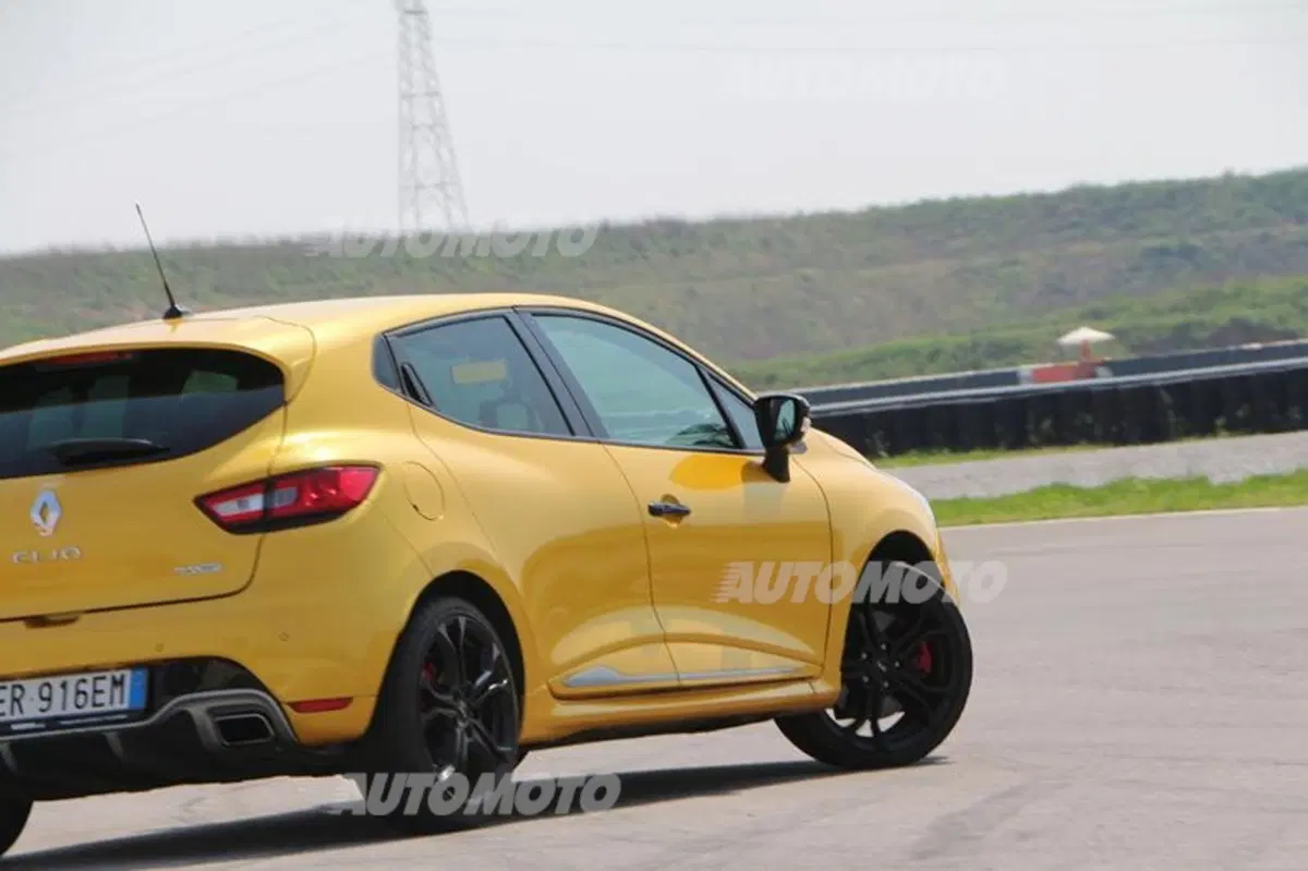 Renault Clio RS (21)