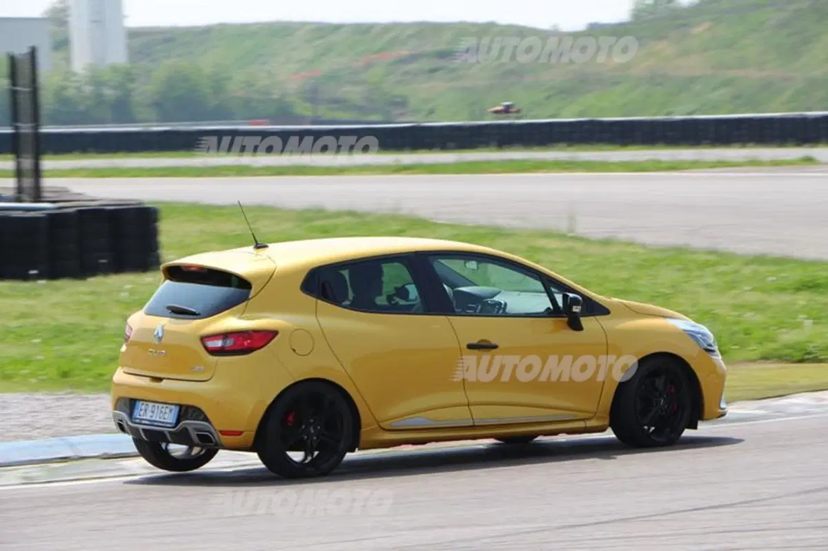 Renault Clio RS (22)