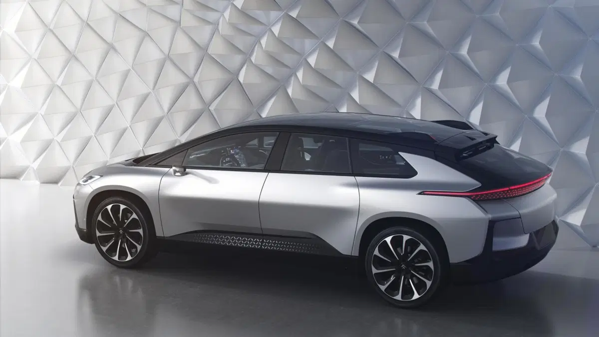 Faraday Future FF 91, ecco come è fatta la “anti Tesla” [Video] (4)