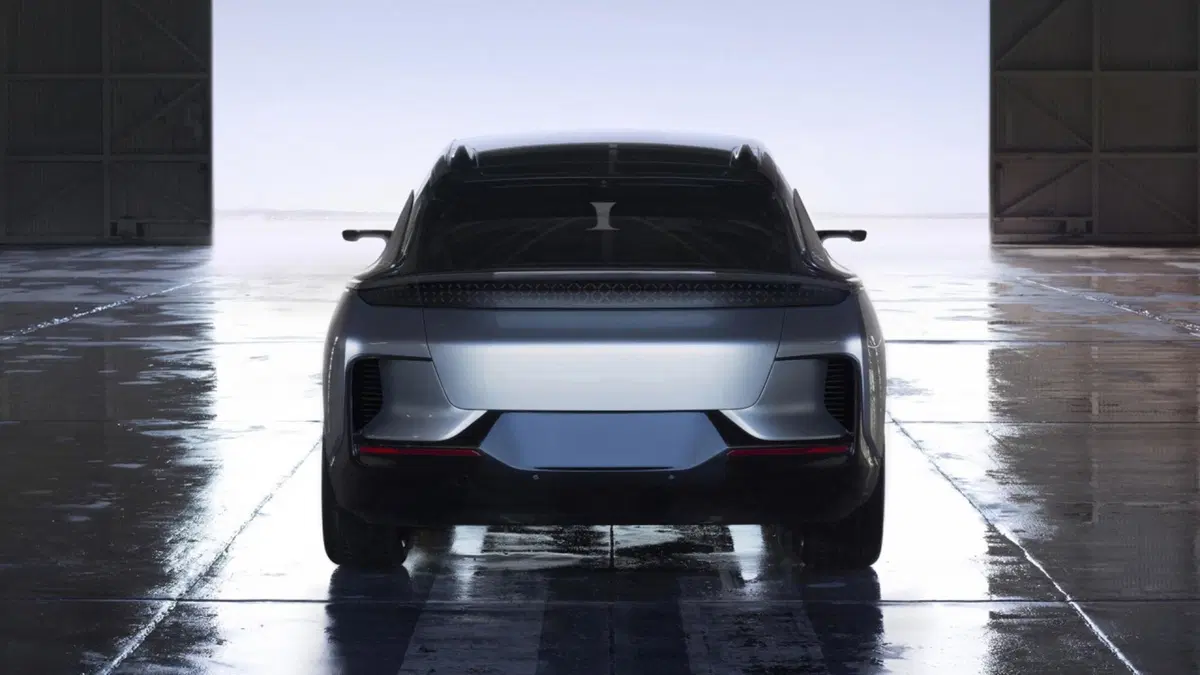 Faraday Future FF 91, ecco come è fatta la “anti Tesla” [Video] (10)