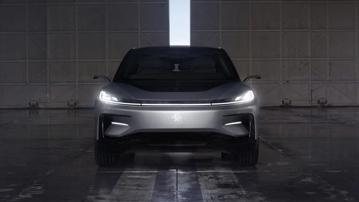 Faraday Future FF 91, ecco come è fatta la “anti Tesla” [Video] (21)