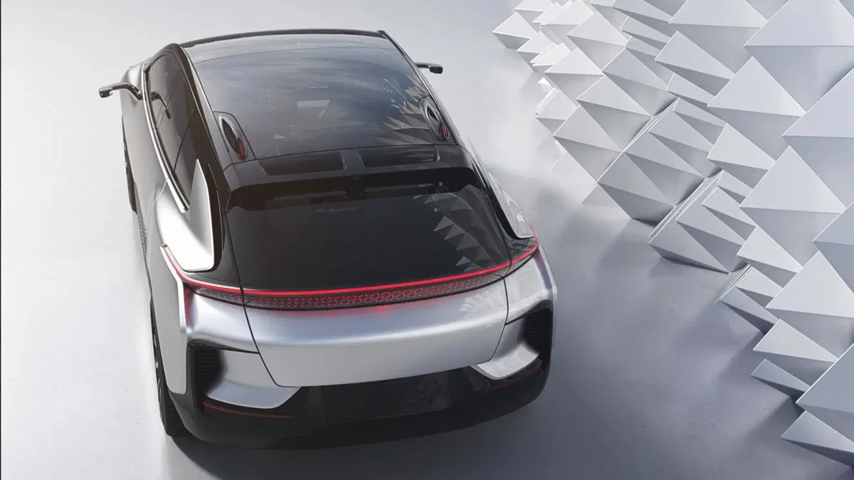 Faraday Future FF 91, ecco come è fatta la “anti Tesla” [Video] (24)