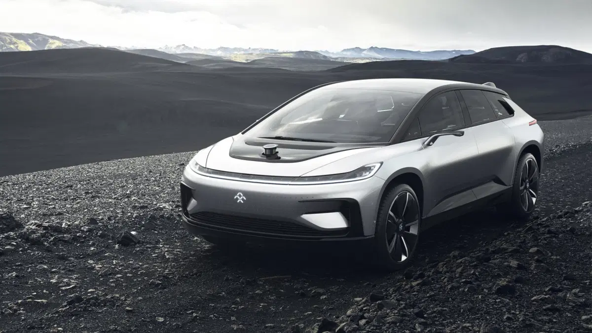 Faraday Future FF 91, ecco come è fatta la “anti Tesla” [Video] (27)