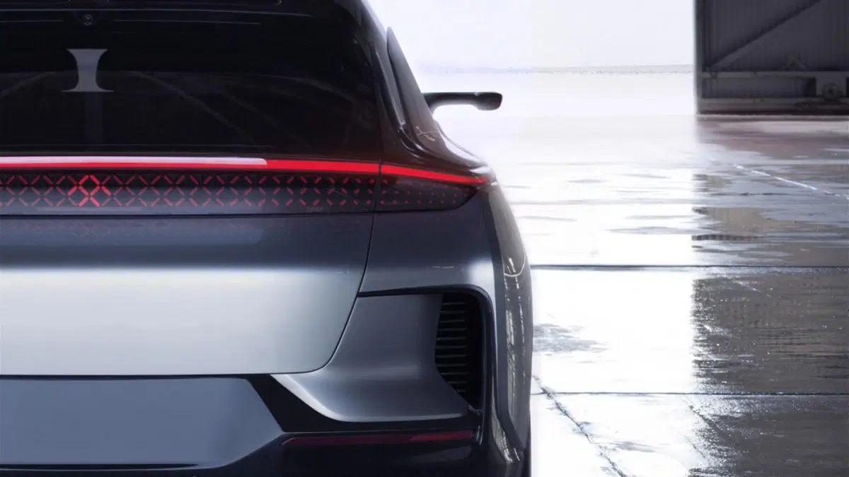 Faraday Future FF 91, ecco come è fatta la “anti Tesla” [Video] (29)