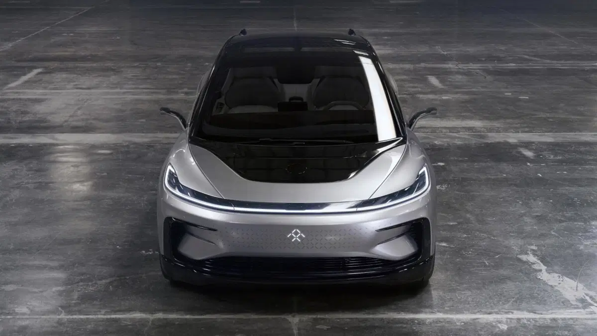 Faraday Future FF 91, ecco come è fatta la “anti Tesla” [Video] (31)