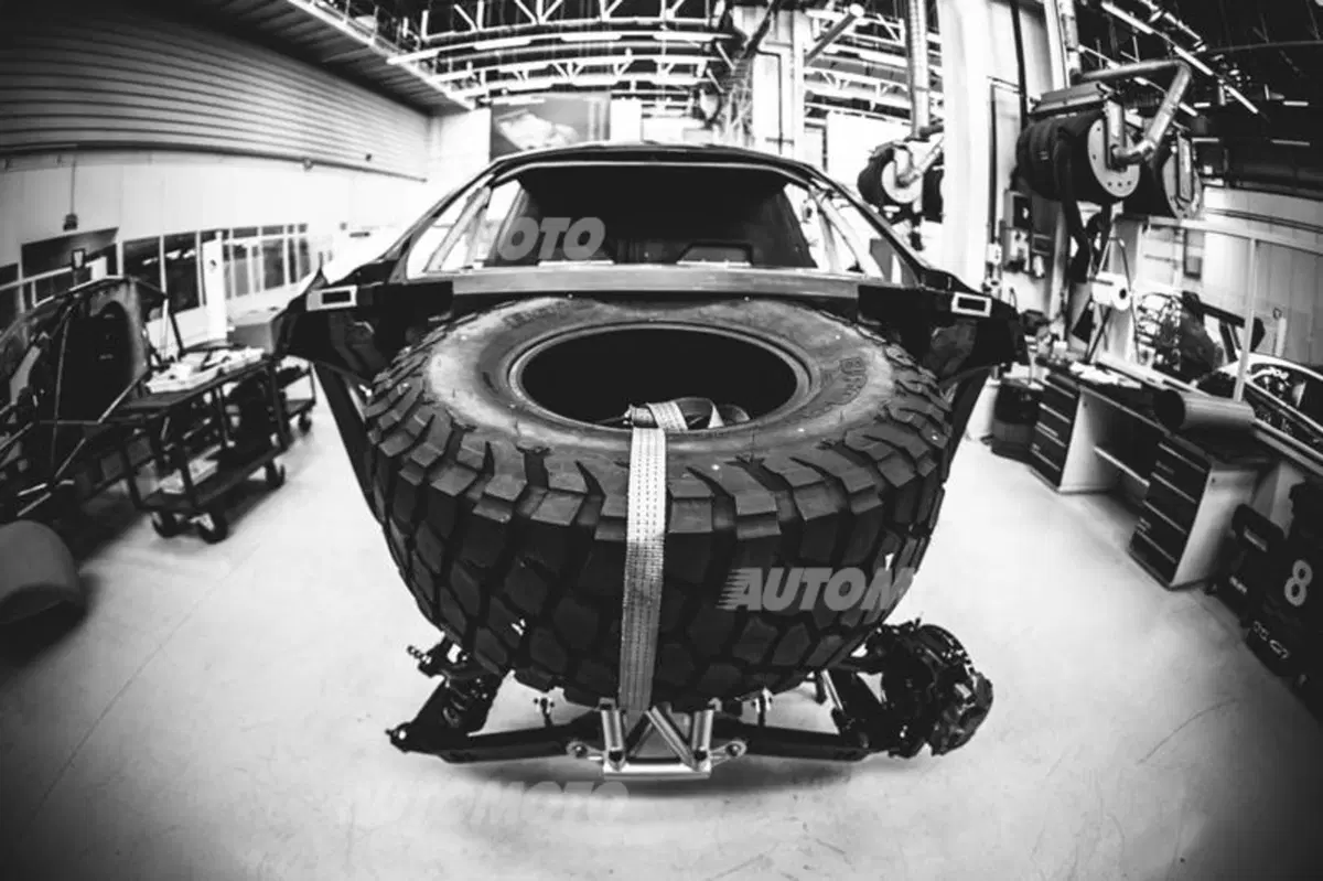 Peugeot 2008 DKR: i dati ufficiali e nuove immagini (5)