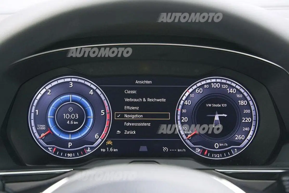 Nuova Volkswagen Passat: una rivoluzione. Tanti spigoli e tecnologia a pioggia (20)