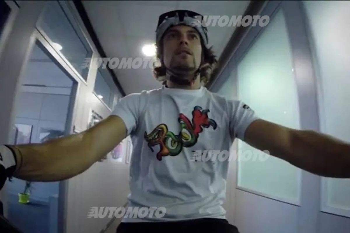 Urban Trial Bike the Movie: a Milano inizia lo show con Peugeot Partner Elettrico e Paolo Patrizi (31)