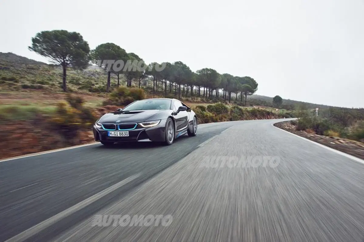 BMW i8 (5)