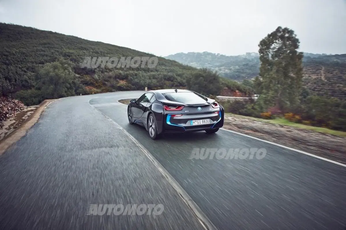BMW i8 (6)