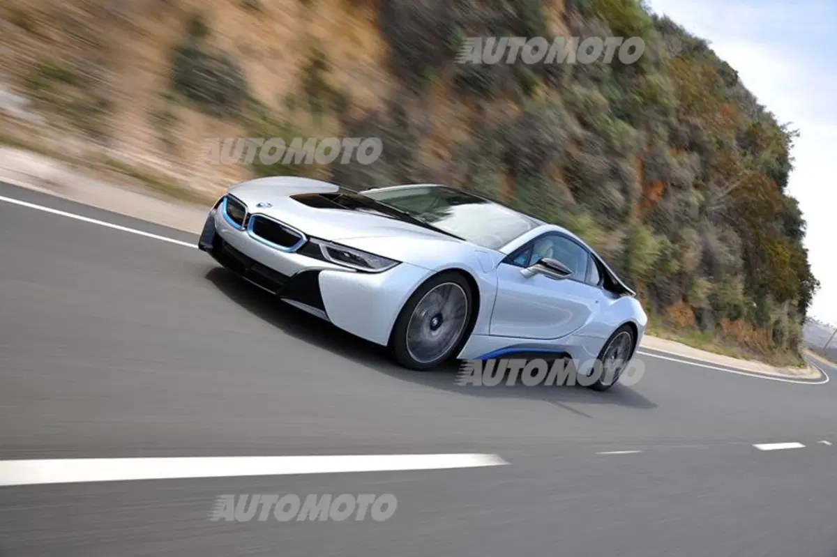 BMW i8 (9)