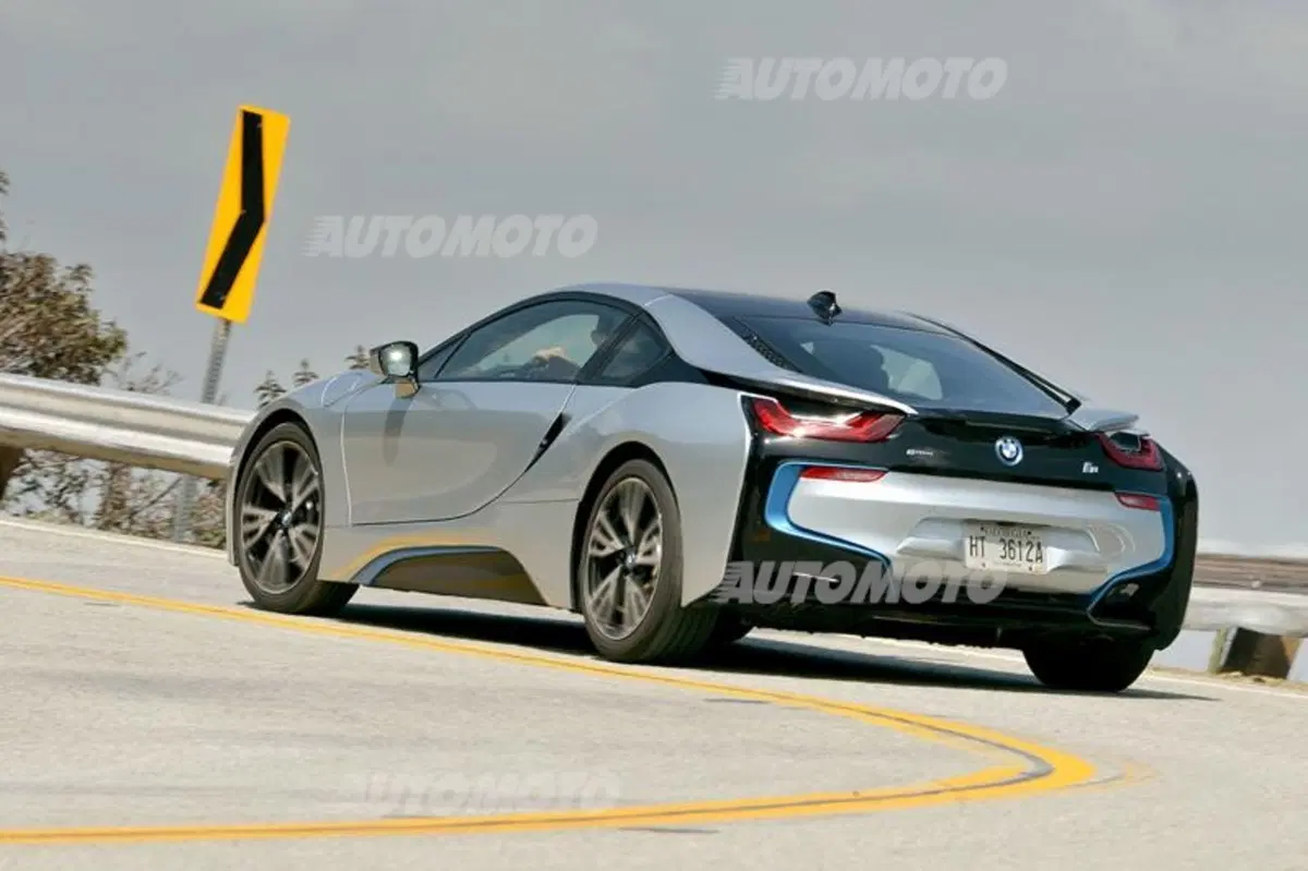 BMW i8 (16)