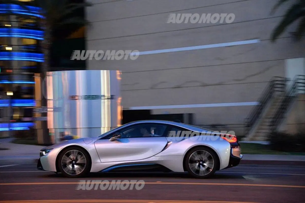 BMW i8 (23)