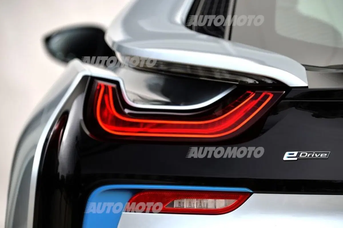 BMW i8 (54)
