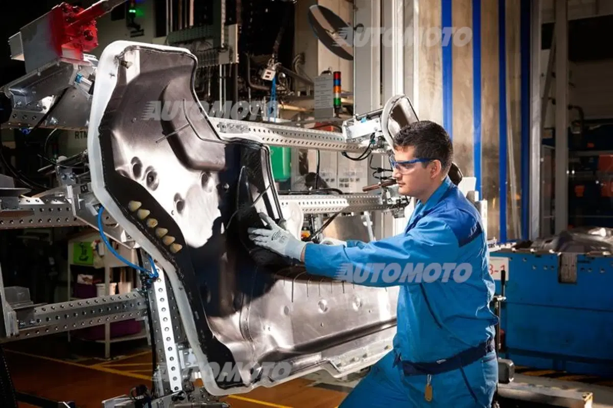 BMW i8 (72)