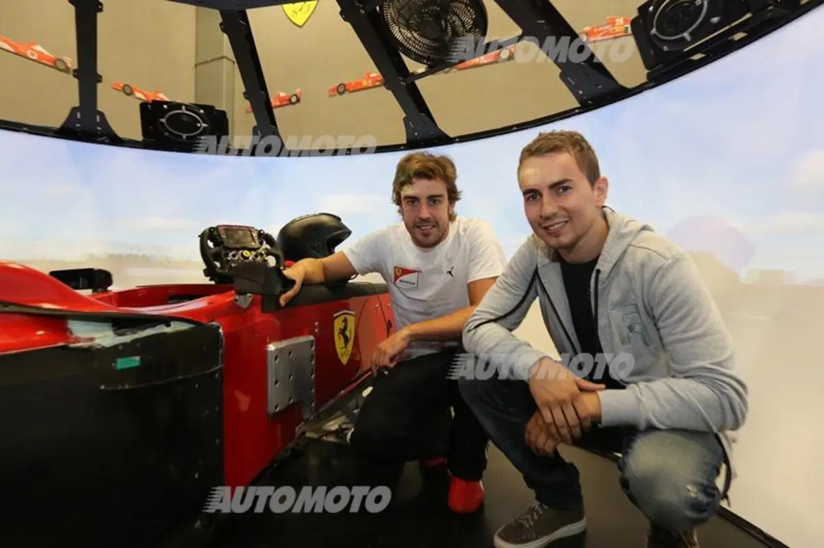 Jorge Lorenzo visita la Ferrari (2)