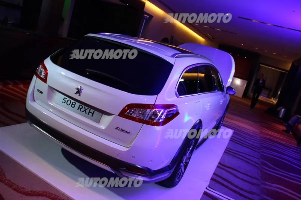 Peugeot 508 restyling: listino prezzi (2)
