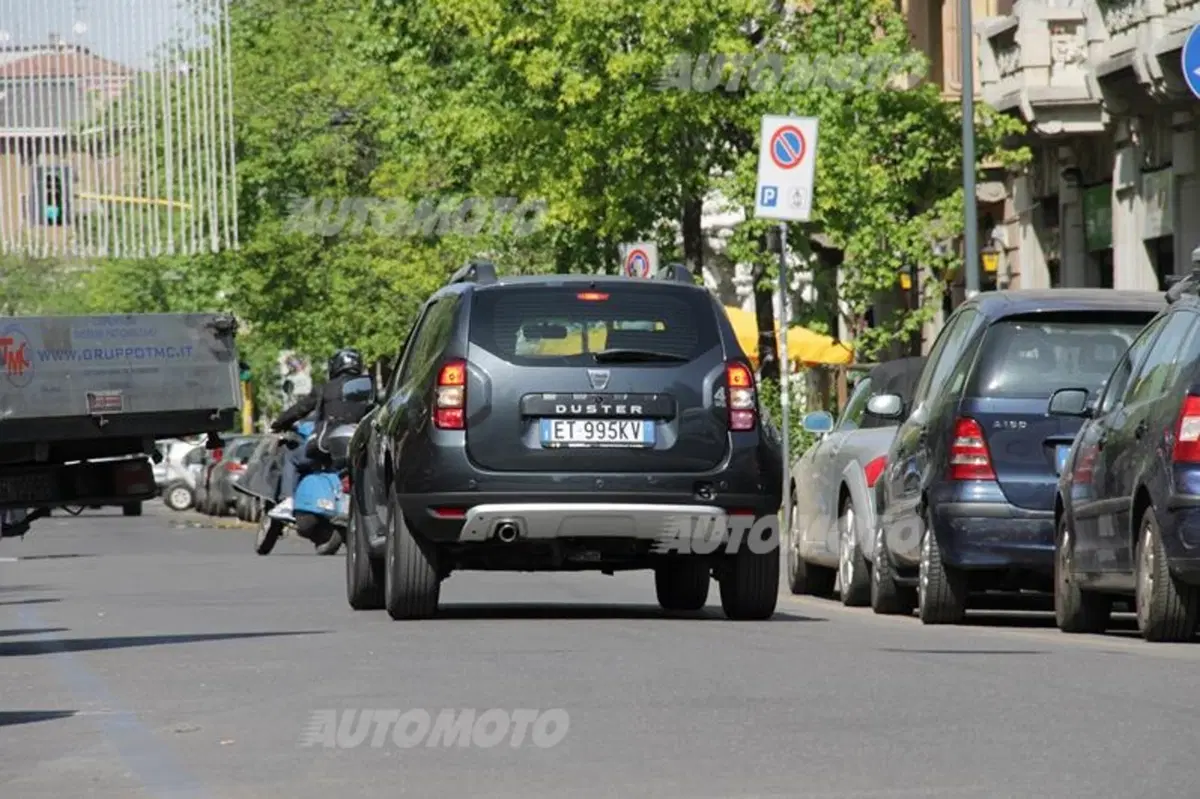 Dacia Duster 1.5 dCi 4x4 (4)