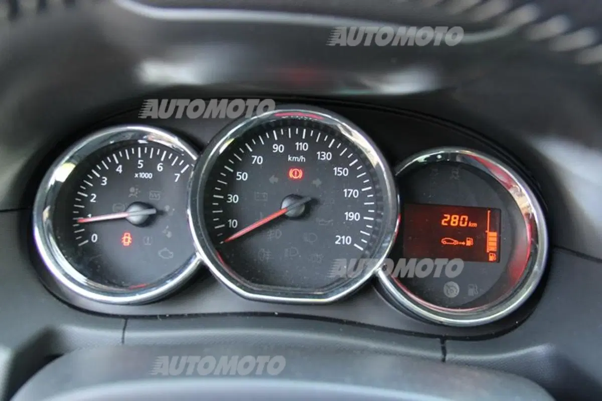 Dacia Duster 1.5 dCi 4x4 (21)