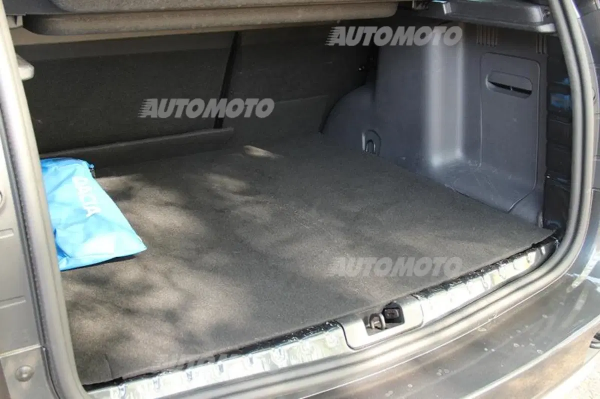Dacia Duster 1.5 dCi 4x4 (33)
