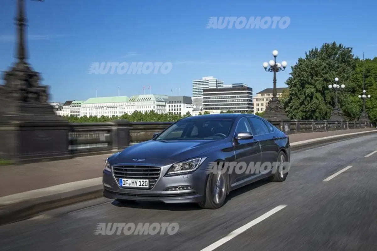 Hyundai Genesis: listino prezzi (6)