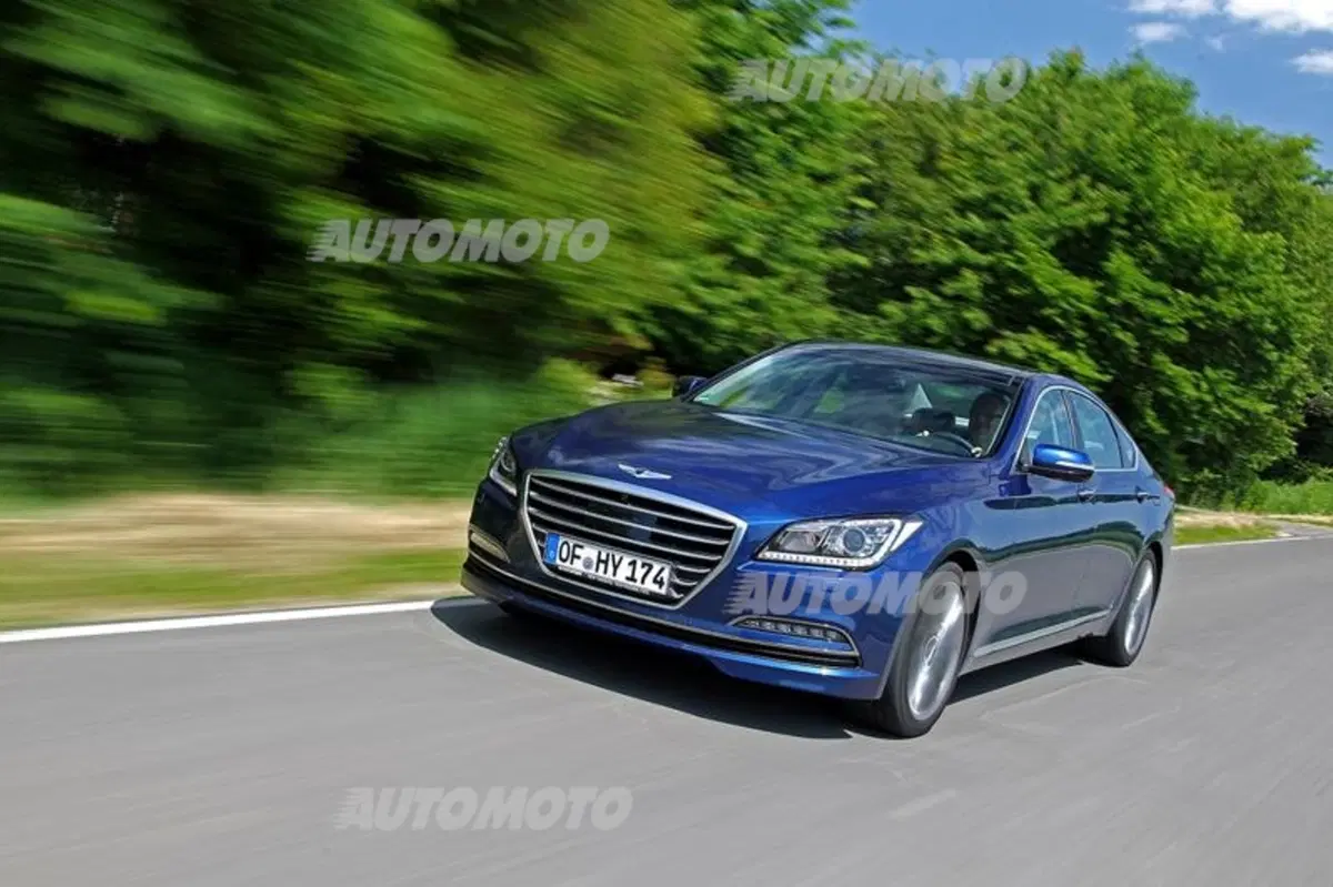 Hyundai Genesis: listino prezzi (9)