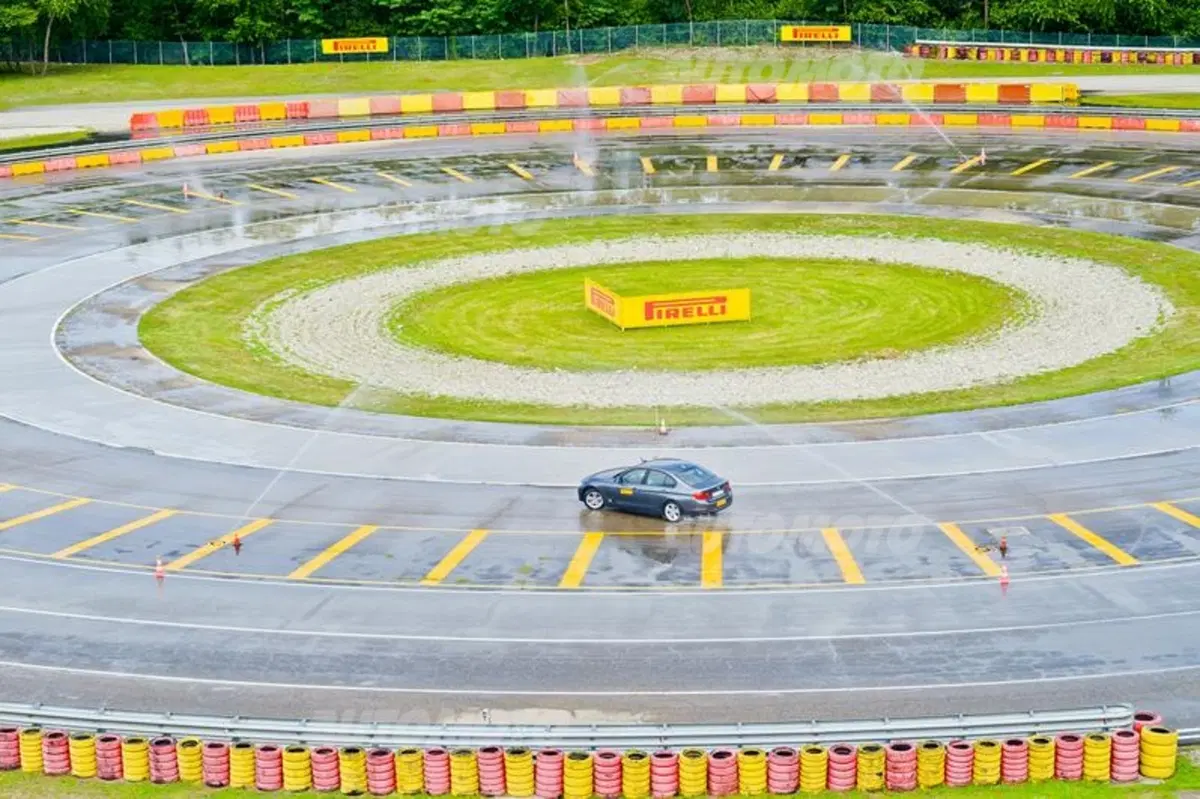 Pneumatici. Partire in sicurezza: i nostri test con Pirelli e la Polizia di Stato (8)
