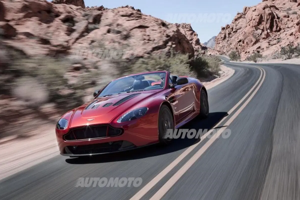 Aston Martin V12 Vantage S Roadster (5)