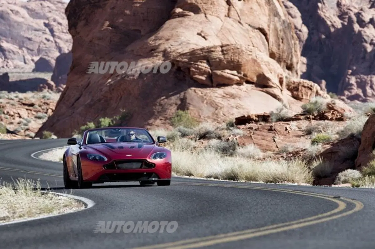 Aston Martin V12 Vantage S Roadster (6)