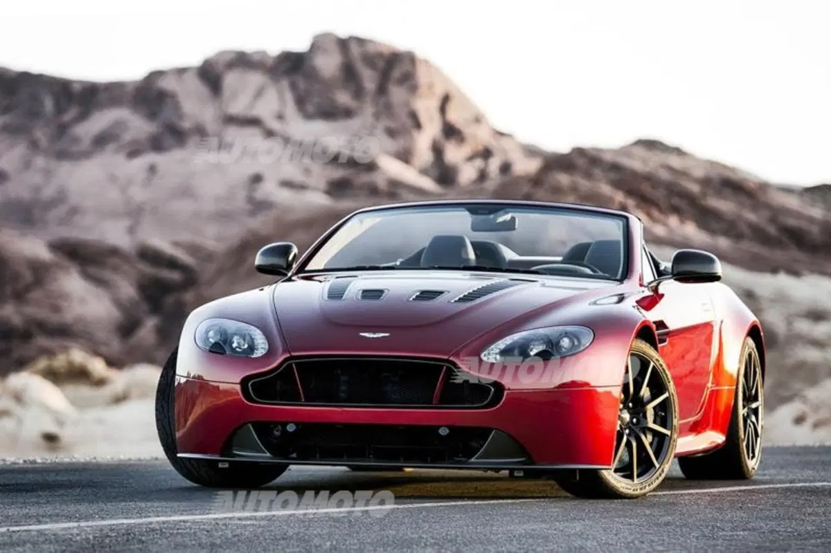 Aston Martin V12 Vantage S Roadster (10)