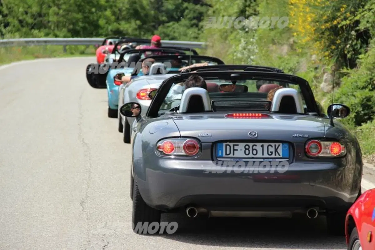 Mazda MX-5: il video del raduno "Andar per le Langhe" 2014. Eravamo in 115! (13)