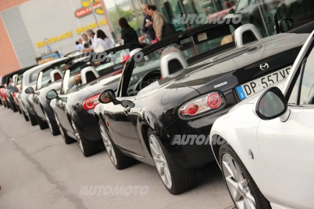 Mazda MX-5: il video del raduno "Andar per le Langhe" 2014. Eravamo in 115! (32)