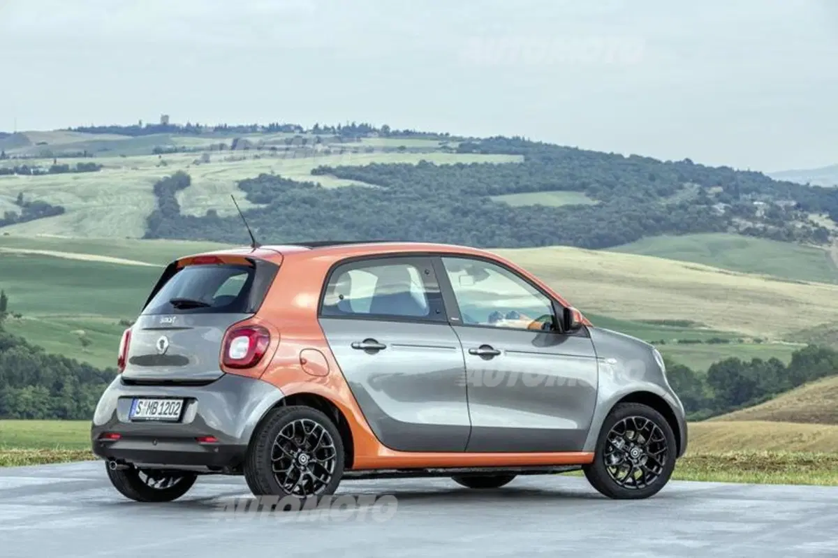 Nuova smart forfour (18)