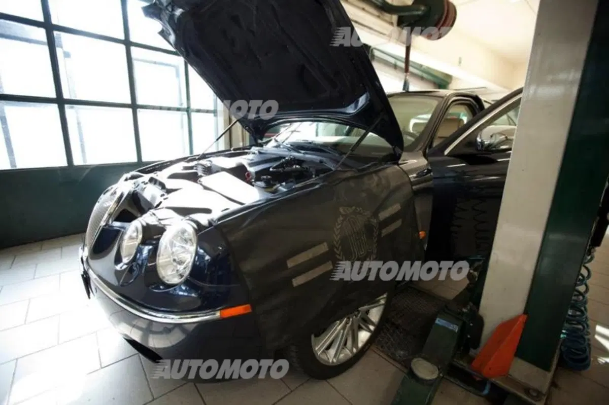 Cazzaniga: «Con Jaguar Approved vendiamo molto più di un usato. Qui rigeneriamo le auto» (3)