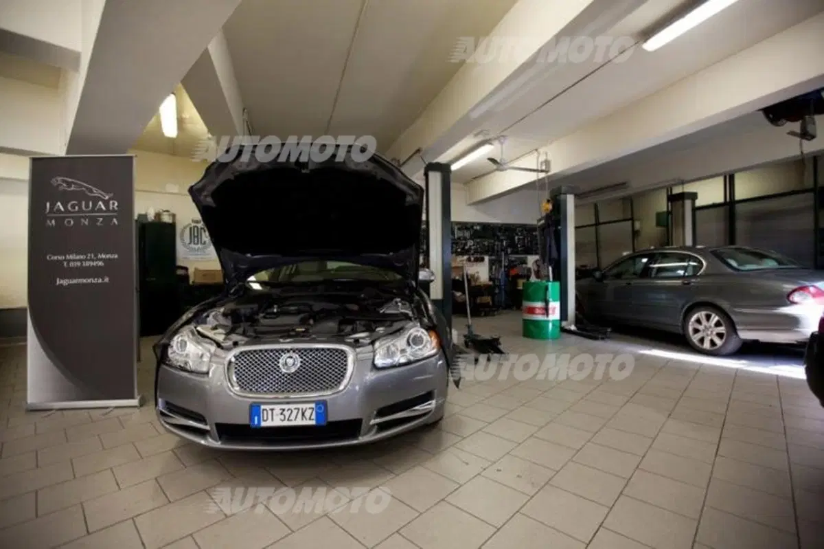 Cazzaniga: «Con Jaguar Approved vendiamo molto più di un usato. Qui rigeneriamo le auto» (12)