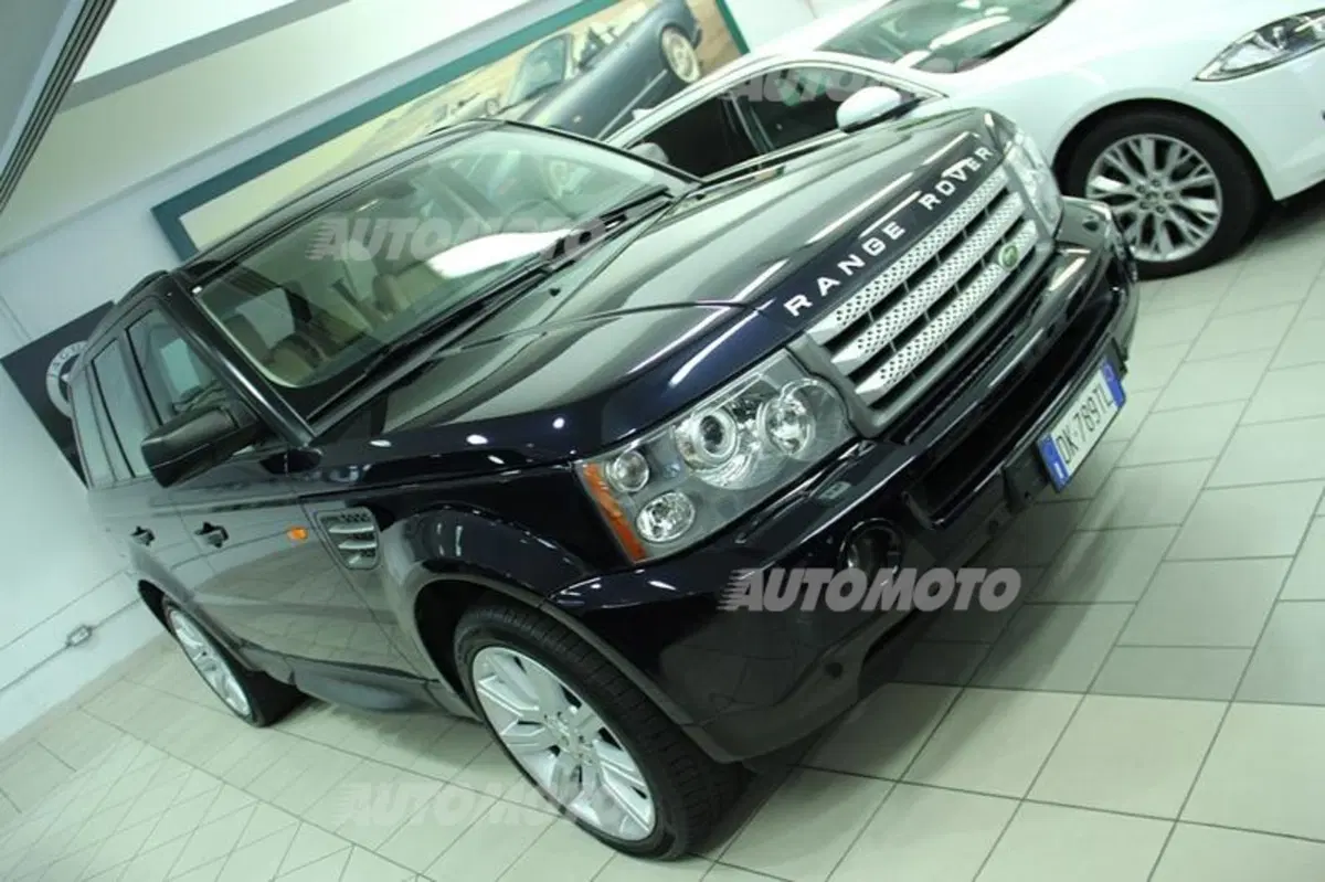 Cazzaniga: «Con Jaguar Approved vendiamo molto più di un usato. Qui rigeneriamo le auto» (27)