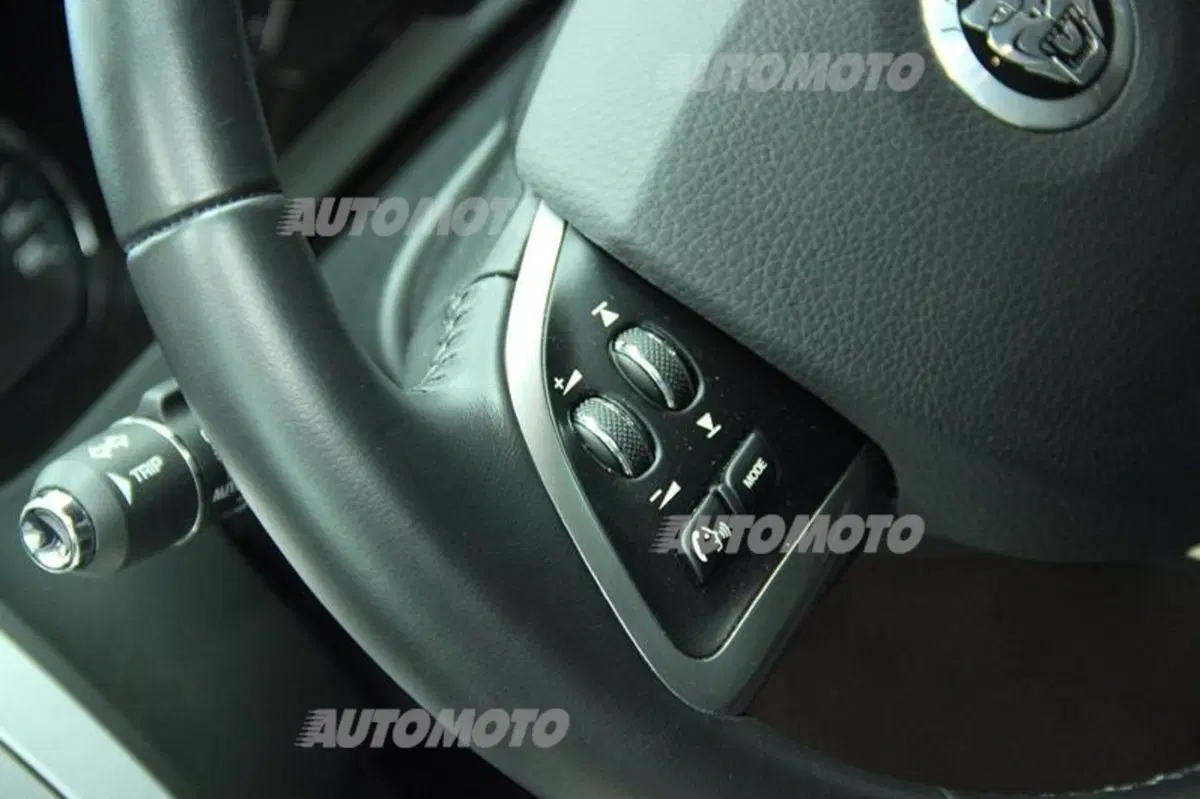 Cazzaniga: «Con Jaguar Approved vendiamo molto più di un usato. Qui rigeneriamo le auto» (38)
