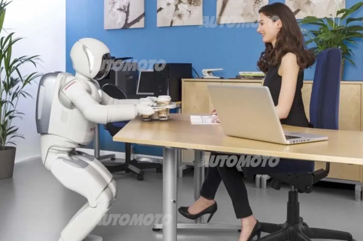 Honda Asimo: il robot giapponese è sempre più "umano". Ecco di cosa è capace (3)