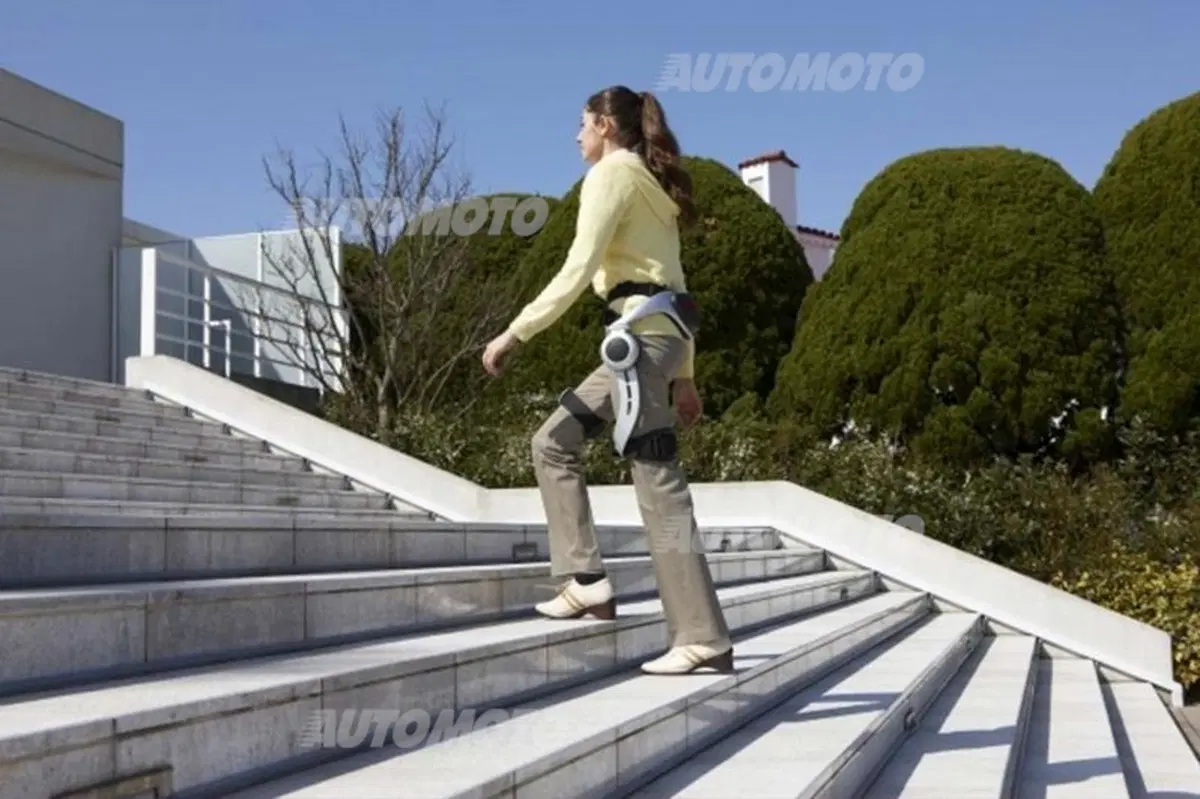 Honda Asimo: il robot giapponese è sempre più "umano". Ecco di cosa è capace (8)