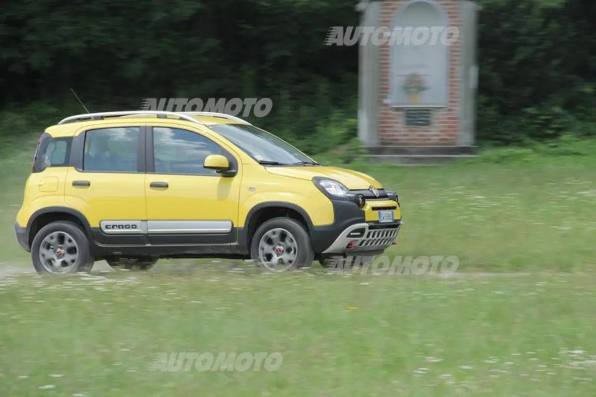Fiat Panda Cross (15)