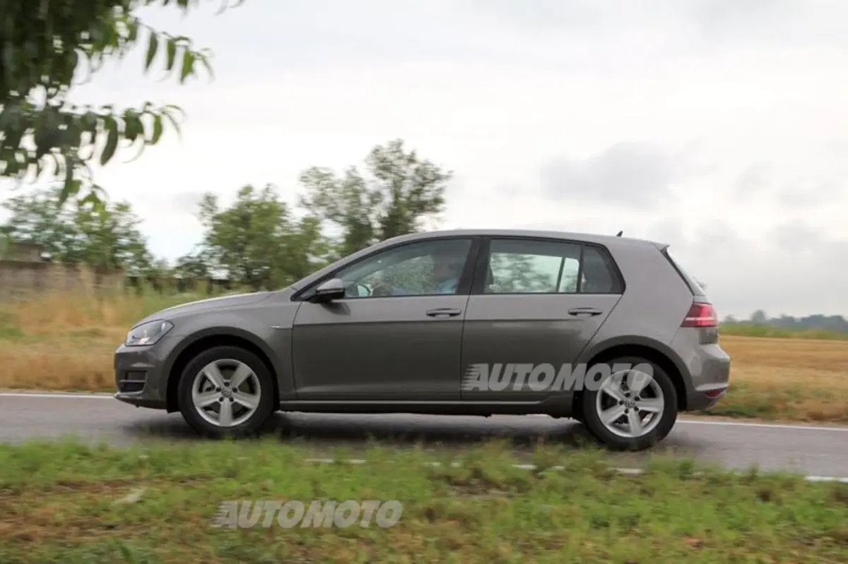 Volkswagen Golf TGI Bluemotion (2)