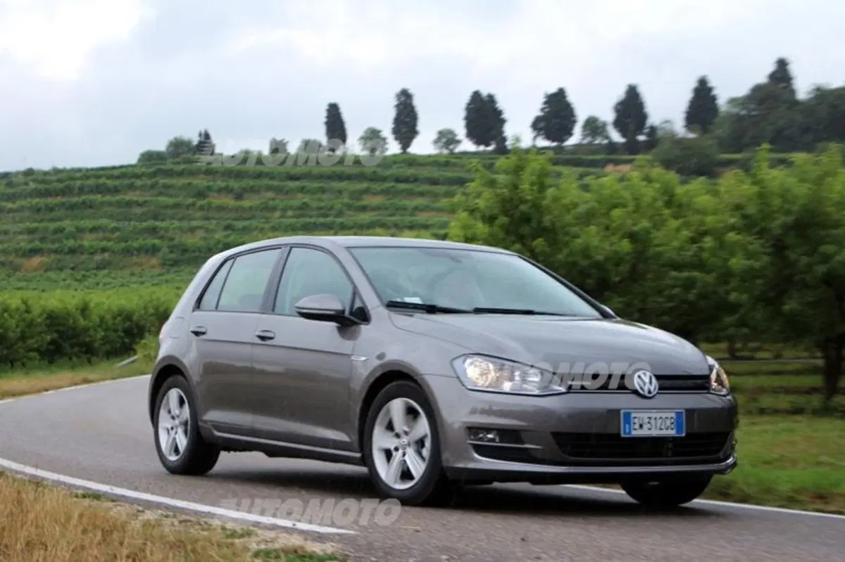 Volkswagen Golf TGI Bluemotion (4)