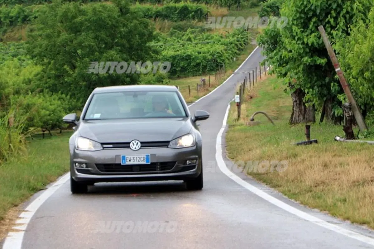 Volkswagen Golf TGI Bluemotion (5)