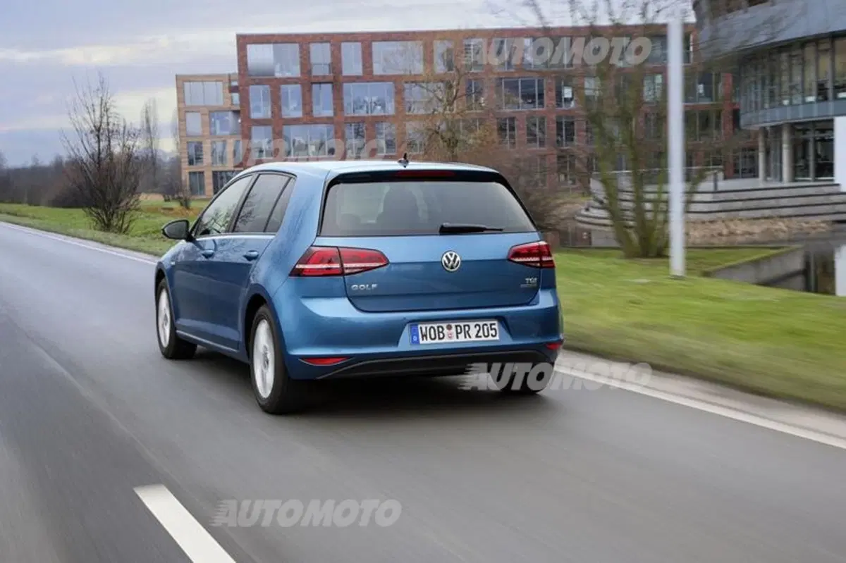 Volkswagen Golf TGI Bluemotion (12)