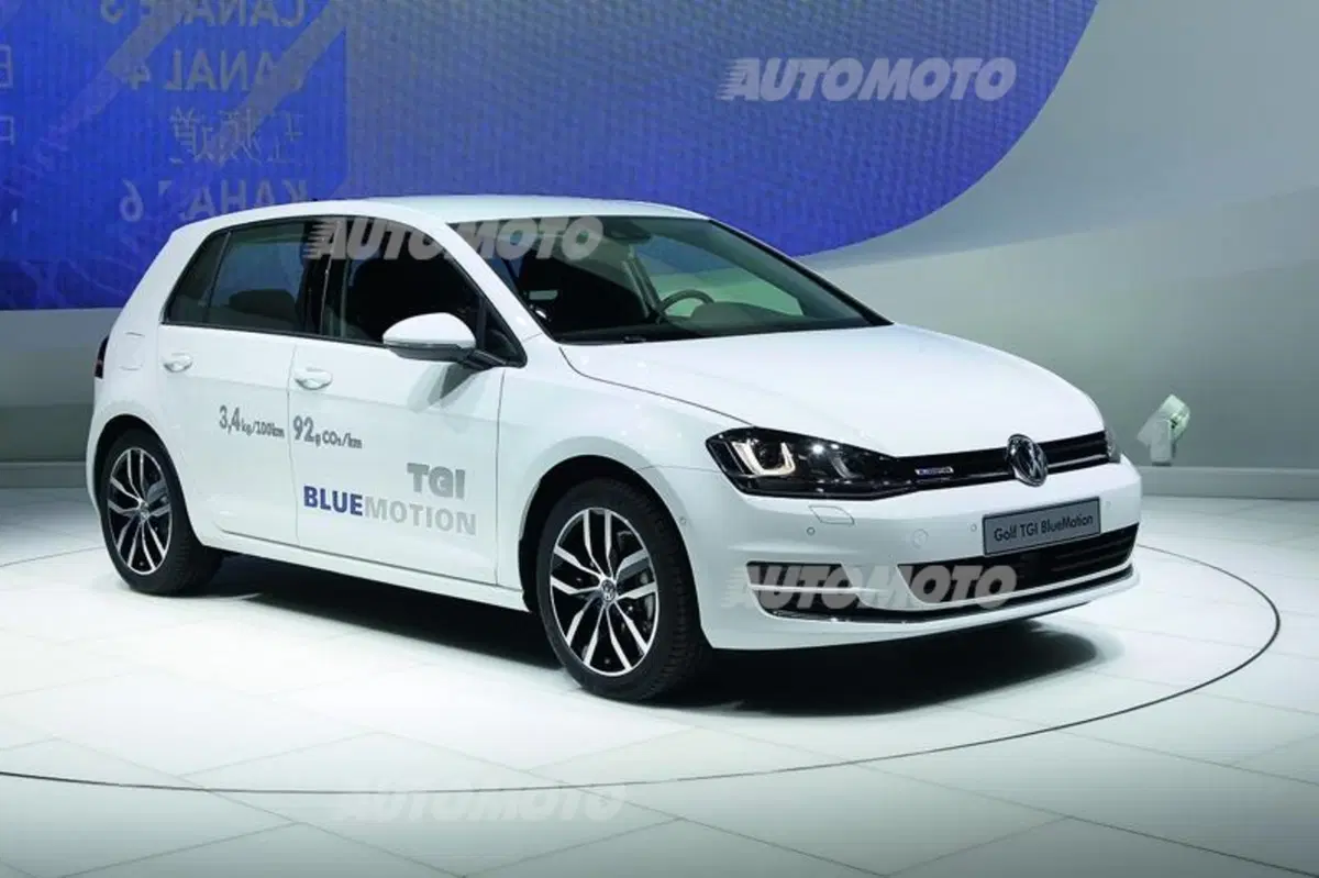 Volkswagen Golf TGI Bluemotion (21)