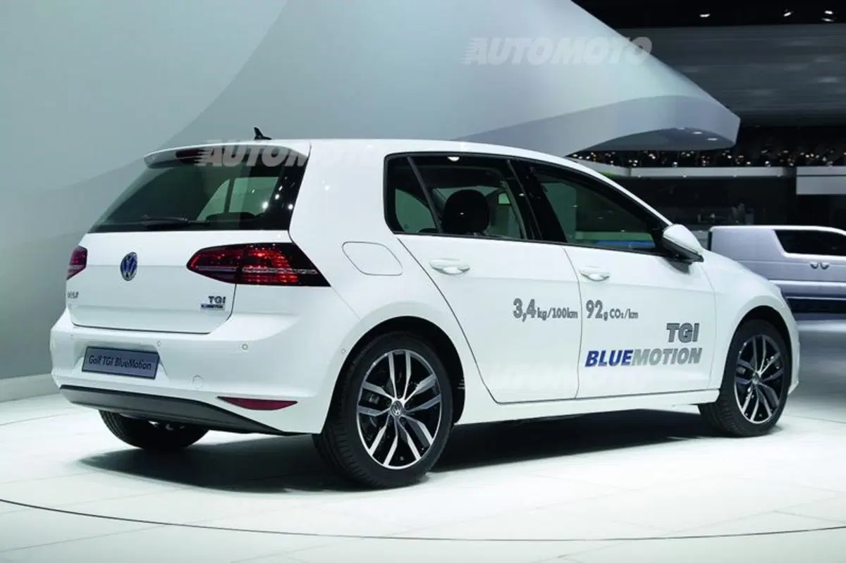 Volkswagen Golf TGI Bluemotion (22)
