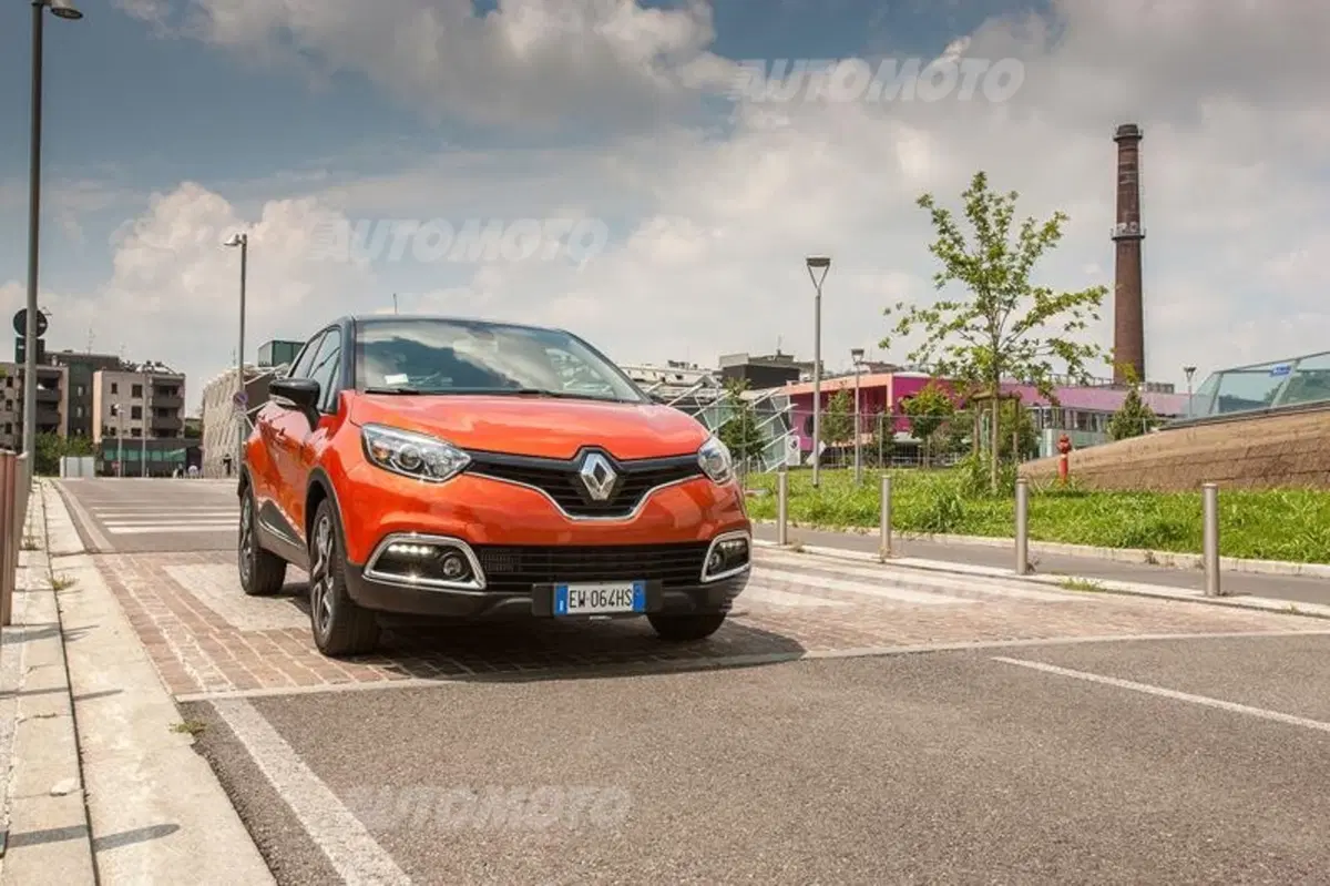 Renault Captur Project Runway. Ancora più stile e personalità per la crossover francese (12)