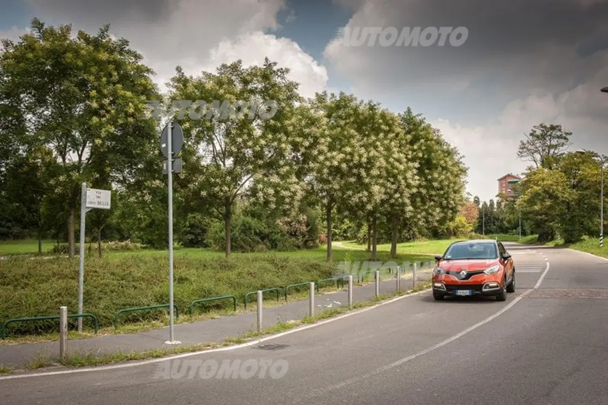 Renault Captur Project Runway. Ancora più stile e personalità per la crossover francese (17)