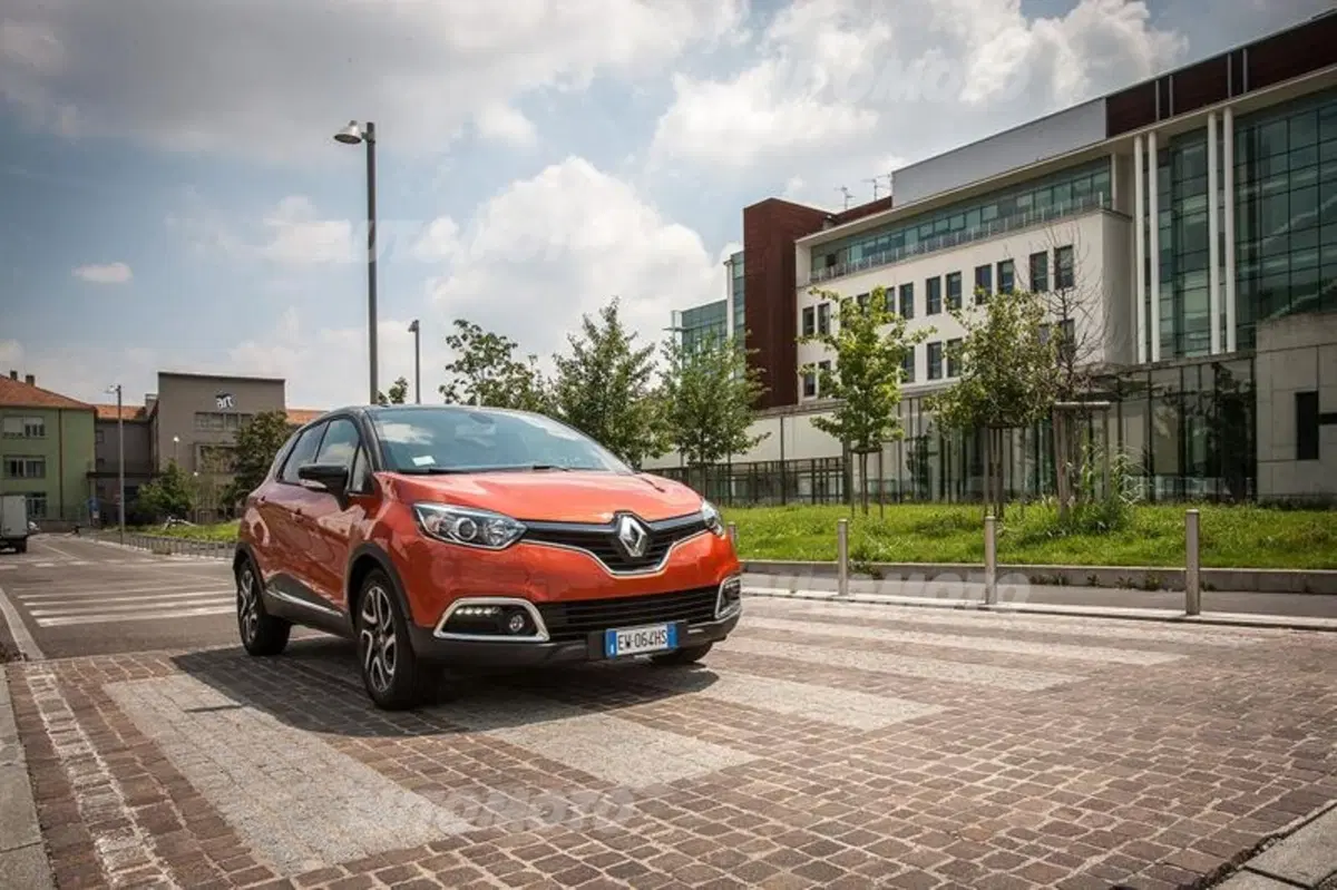 Renault Captur Project Runway. Ancora più stile e personalità per la crossover francese (20)