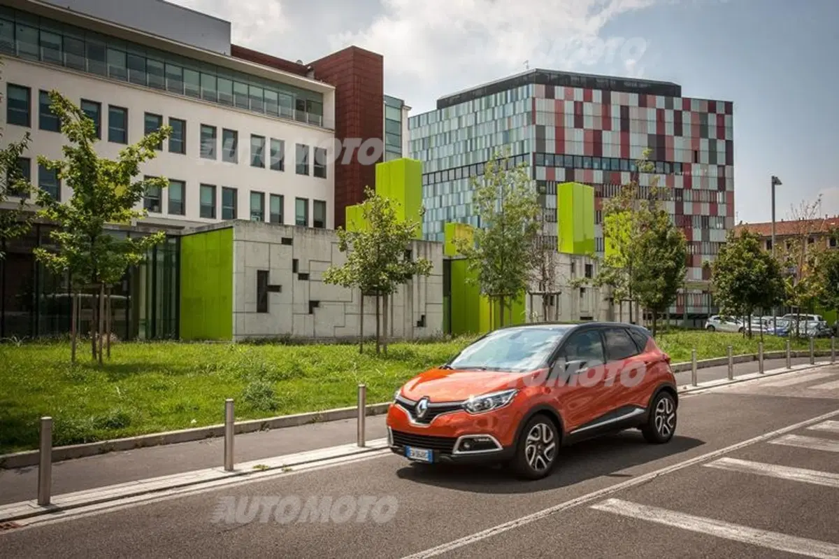 Renault Captur Project Runway. Ancora più stile e personalità per la crossover francese (28)
